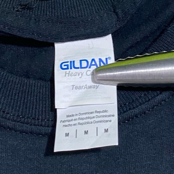 Journey Tour 2018 Black T-Shirt Size M Wings Graphic Gildan Heavy Cotton Rock - Picture 7 of 10